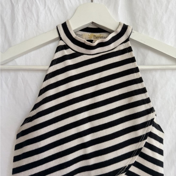 Demeanor Black and White Striped Halter Top Size Small - Picture 10 of 13